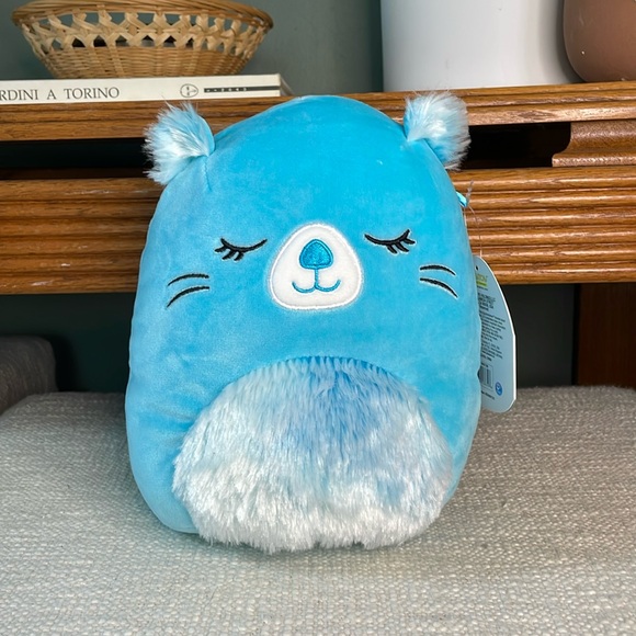 Bara Squishmallow - Picture 1 of 3